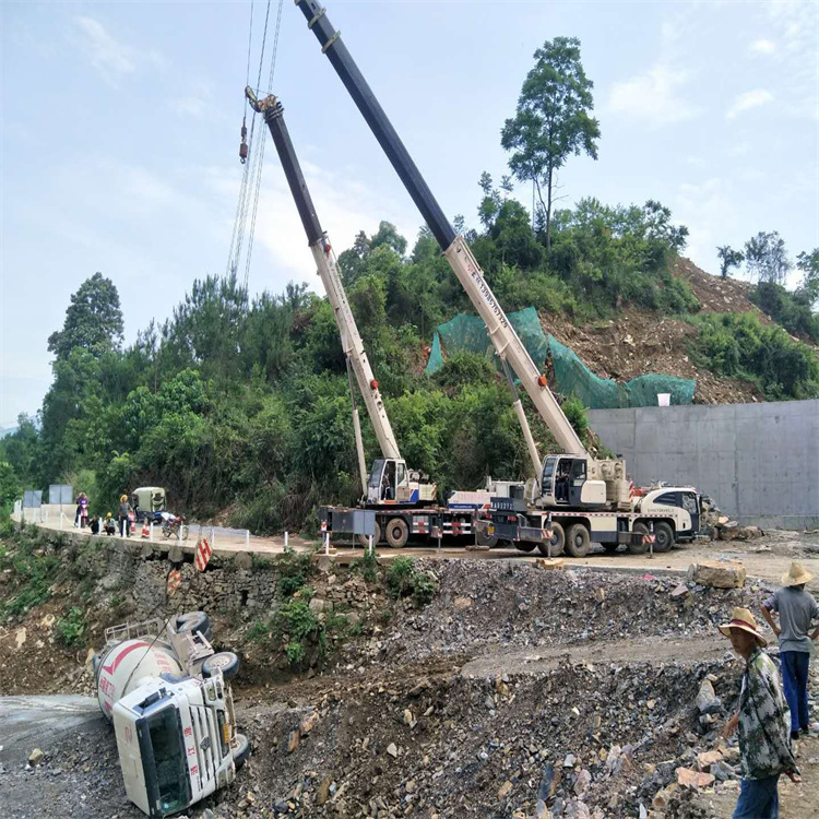 益阳益阳24小时应急道路救援吊装吊装现场实拍
